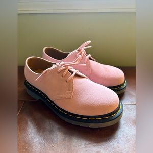 Brand new condition pink doc martins